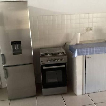 Appartement Dans Propriete Reposante Saint-Benoît المظهر الخارجي الصورة