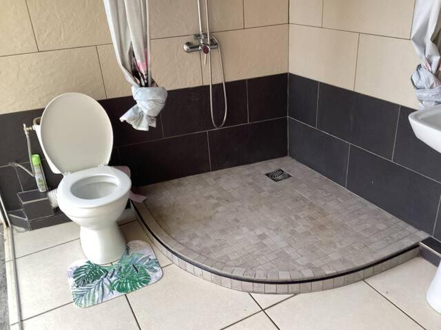 Appartement Dans Propriete Reposante Saint-Benoît المظهر الخارجي الصورة